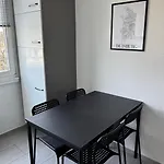 Dutti's - A L 2 L 4 Beds L Tv L Wifi L Kitchen L Parking L Autobahn