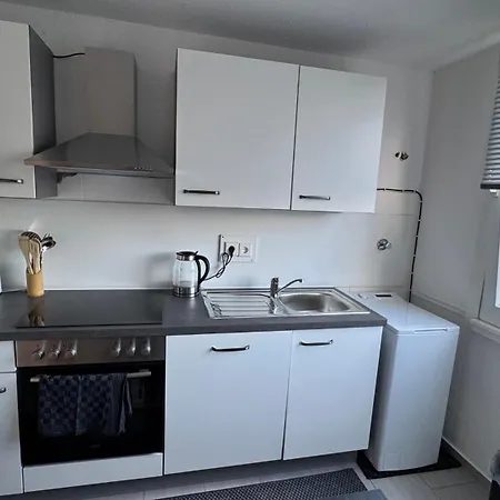 Dutti's L 4 I 8 Beds L Kitchen I Tv * Duisburg