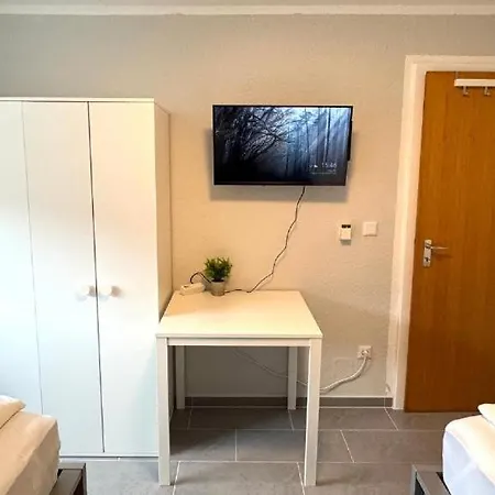 Dutti's L 4 I 8 Beds L Kitchen I Tv Lejlighed Duisburg