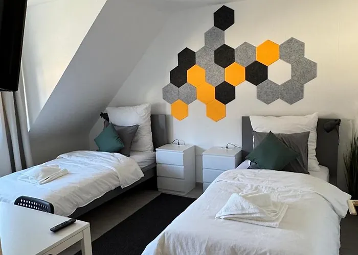 Daire Dutti's - L 2 L 4 Beds L Tv L Wifi L Kitchen L Parking L Autobahn