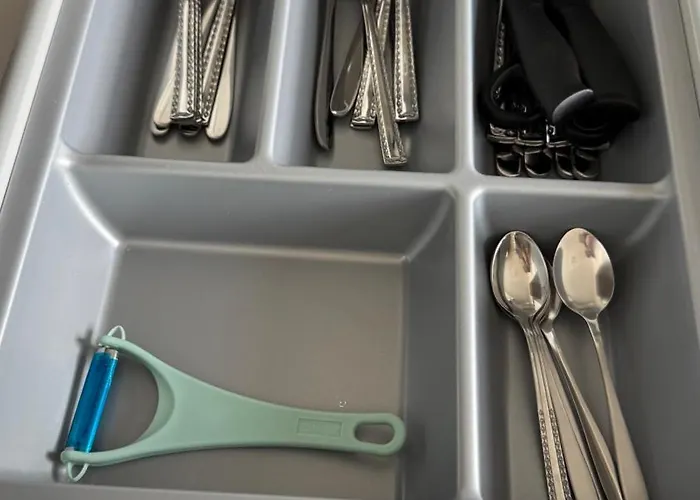 A L 2 L 4 Beds L Tv L Wifi L Kitchen L Parking L Autobahn * Duisburg