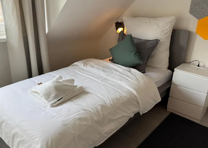 Daire Dutti's - L 2 L 4 Beds L Tv L Wifi L Kitchen L Parking L Autobahn *