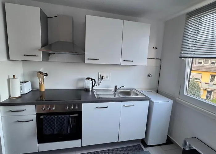 A L 2 L 4 Beds L Tv L Wifi L Kitchen L Parking L Autobahn * Duisburg